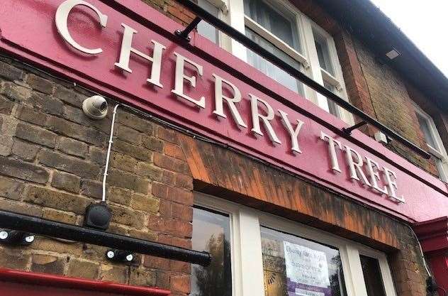 A no-nonsense traditional boozer, the Cherry Tree sits on the boundary of Maidstone and ‘Barmy’ Barming