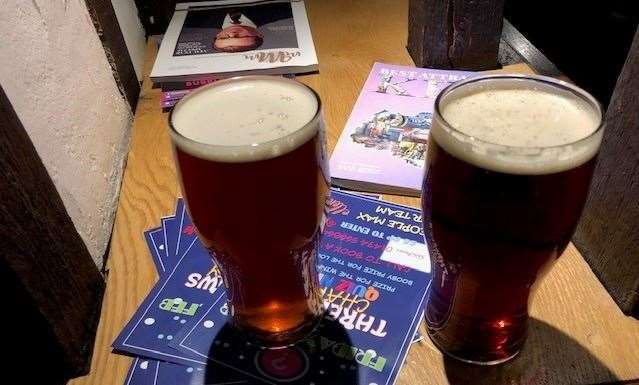 Both well-kept and well poured, we reckoned the Old Ale just shaded the stronger, darker Crook Log but both were excellent pints