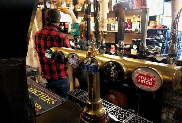 There are a number of interesting choices available on tap but I was far more interested in the cask ales available
