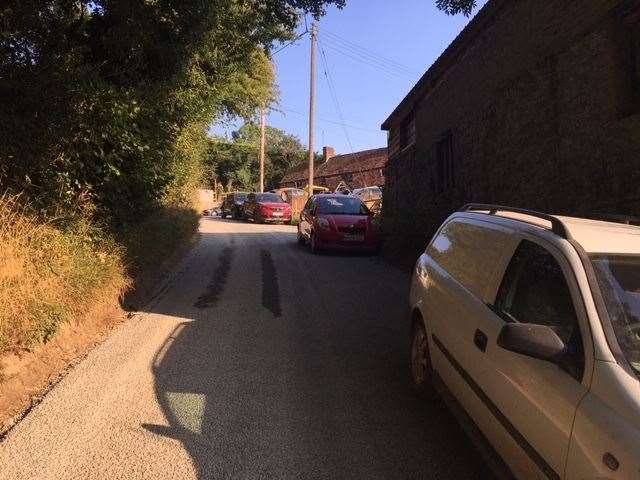 The lane is very narrow so parking spaces near the pub are somewhat limited