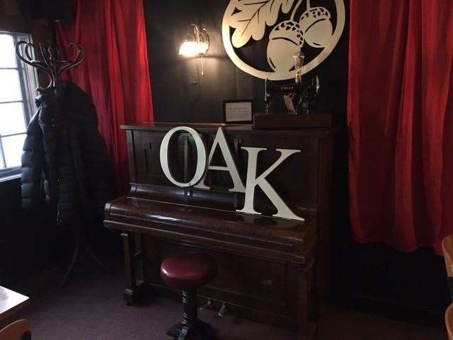I’m not sure how often the Oak’s ivories are tickled, but the pub is certainly proud of its live music nights