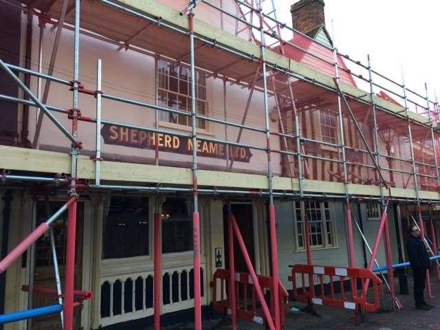 It might currently be covered in scaffolding, but it’s only getting a fresh lick of paint and underneath the Sun Inn is exactly the way I remember it from 20 years ago