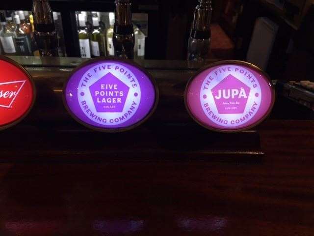 As a free house, The Royal Oak is able to feature a whole variety of different beers and lagers. Jupa, from The Five Points Brewing Company, is a powerful pale ale